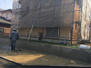 高圧洗浄作業はとても大切な作業です。