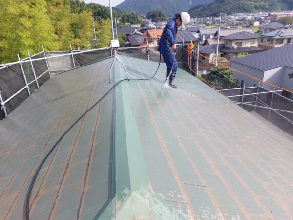 宗像市須恵K様邸施工1日目高圧洗浄作業