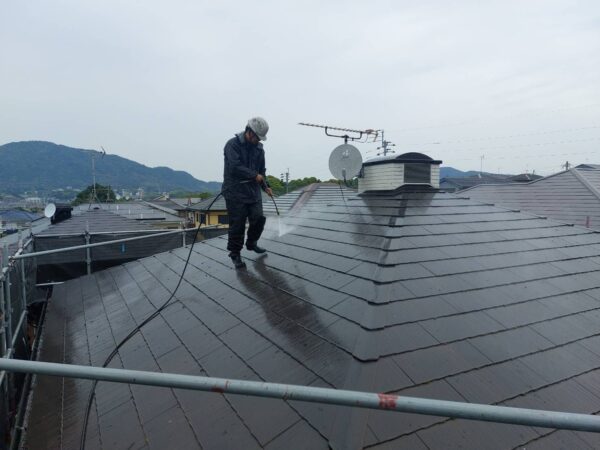 宗像市広陵台N様邸屋根·外壁塗装工事1日目