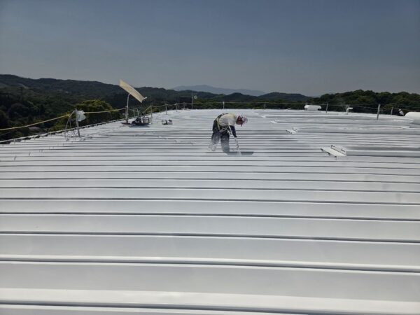 嘉麻市P工場様屋根塗装工事10日目