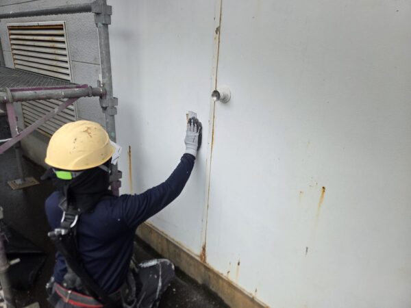 嘉麻市P工場様防音棟屋根·外壁塗装工事6日目